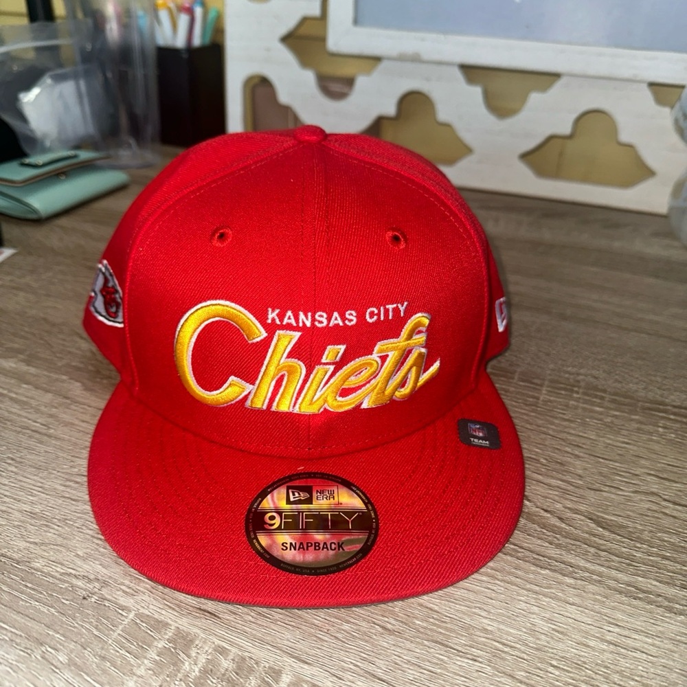 New Era Kansas City Chiefs Main Script 9FIFTY Snapback Hat Adult Unisex BNWT